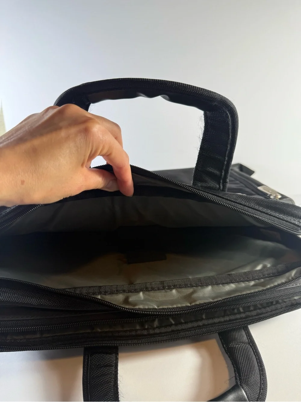 Targus Durable Black Laptop Briefcase with Shoulder Strap
